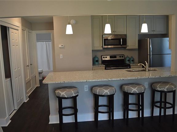 2nd image of 302 Saint Andrews St APT 201J