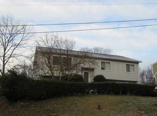 236 Chipper Rd, Waterbury, CT 06704