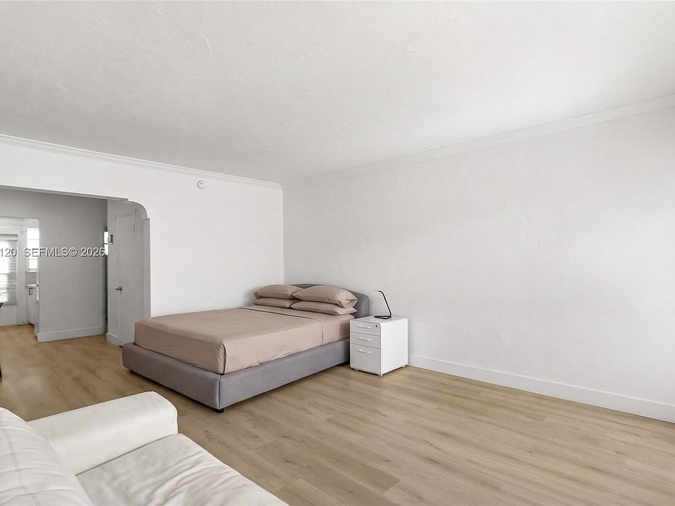 1st image of 717 Espanola Way APT 111