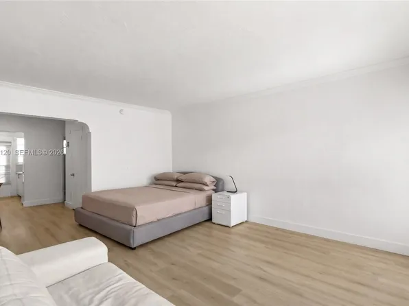 717 Espanola Way APT 111, Miami Beach, FL 33139