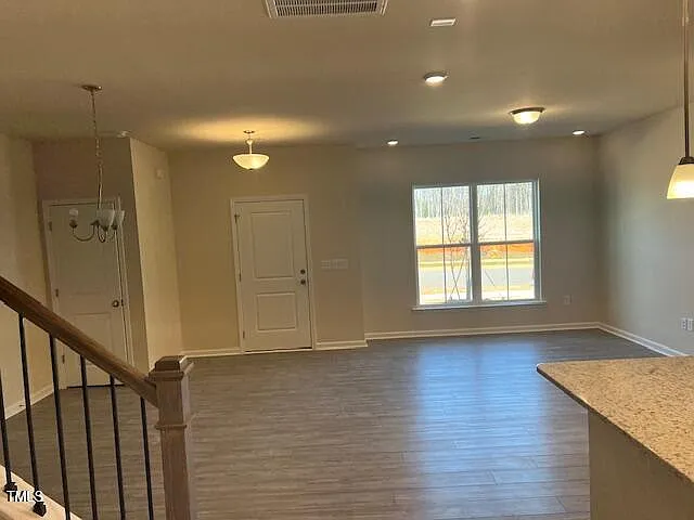276 Abbots Mill Dr — Photo 8