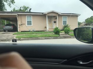 903 Yupon St, Baytown, TX 77520