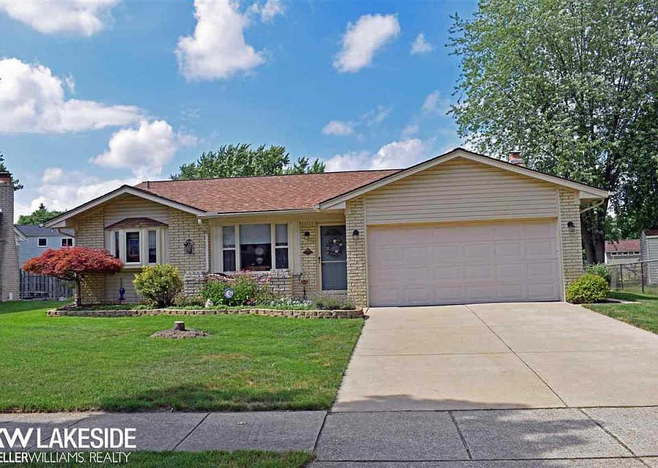 1st image of 40548 Shakespeare Dr