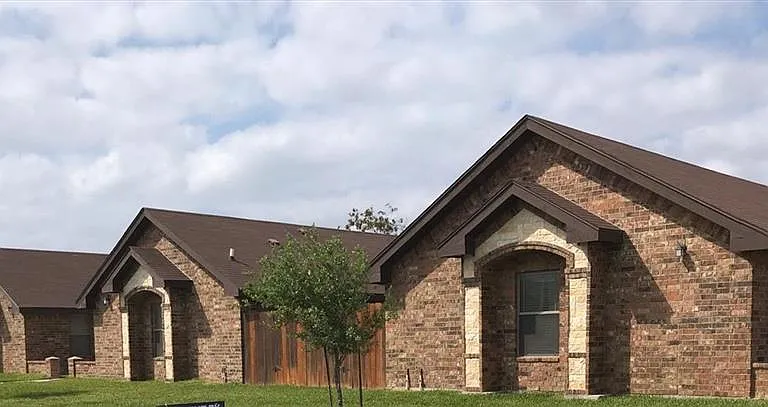 306 W Amy Dr #B — Photo 1