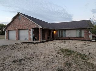 10093 Wallace Rd, Oswego, KS 67356