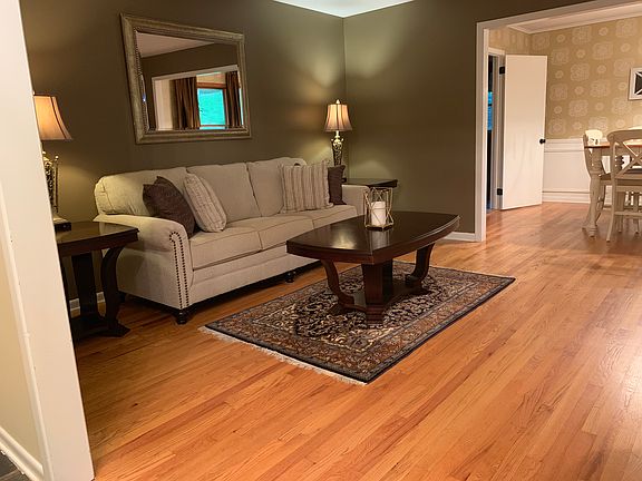 2nd image of 7516 Deane Hill Dr