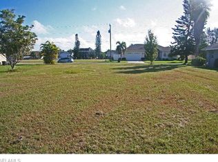 2906 SE 5th Ct, Cape Coral, FL 33904