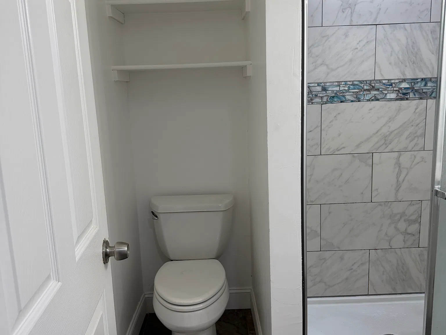 1 bed, 900 sqft, $1,900 — Photo 3