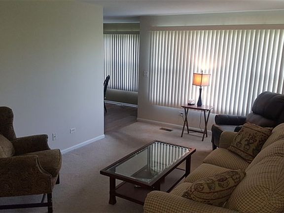 4th image of 1022 Berkshire Ct #36B12