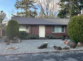 158 S 152nd St APT 1, Burien, WA 98148