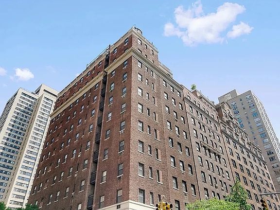 5th image of 138 E 38th St APT 11G
