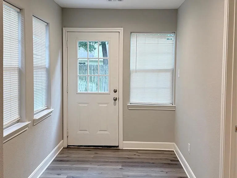 802 Sundance Valley Dr — Photo 7