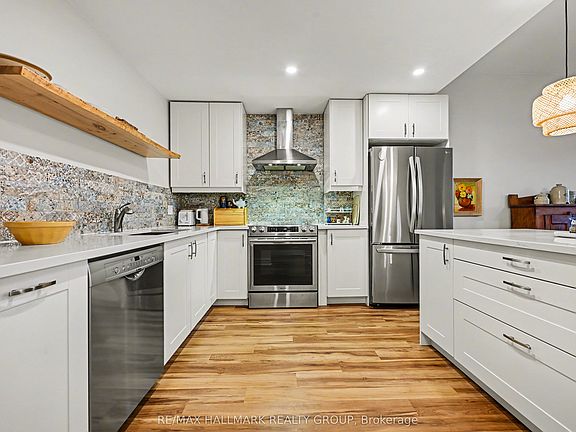 3rd image of 1 Rosamond St E #206