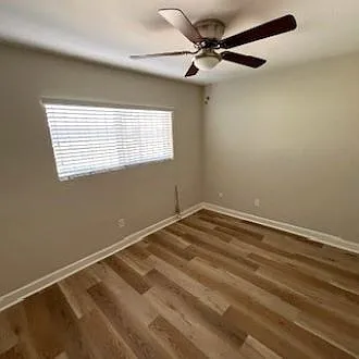 Altadena Manor Apartments — Photo 14