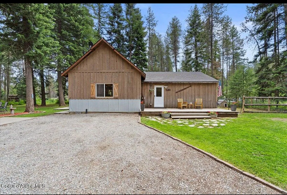 N Estates Dr, Athol — Photo 1