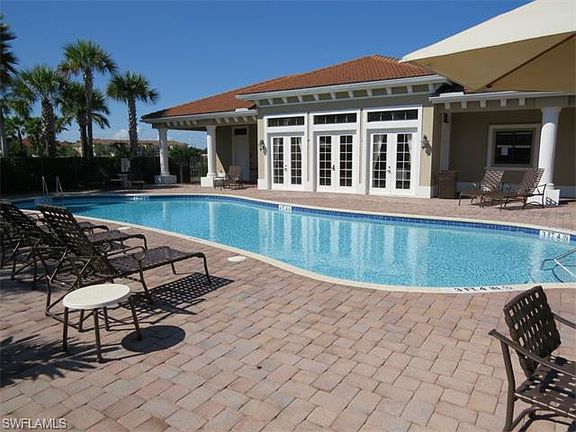 2nd image of 9463 Montebello Way #102