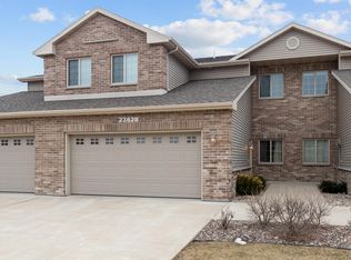 2362 Plank Cir UNIT B, Appleton, WI 54915