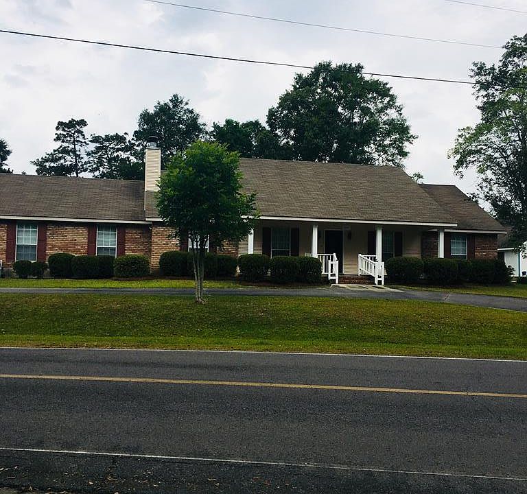 1st image of 1001 E Lakeshore Dr