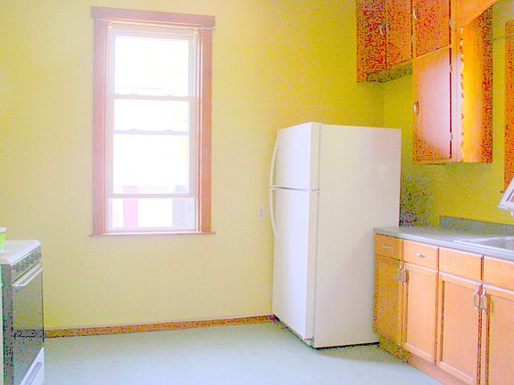 2nd image of 540 Hyde Park Ave #2