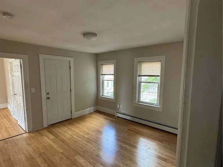63 Paradis Ave #2 — Photo 3