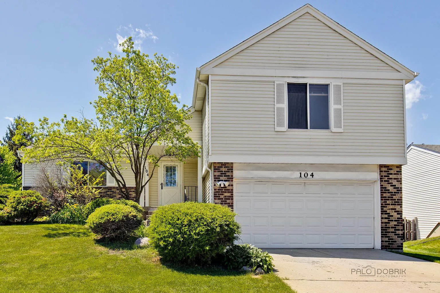 104 Lilac Ln photo 1