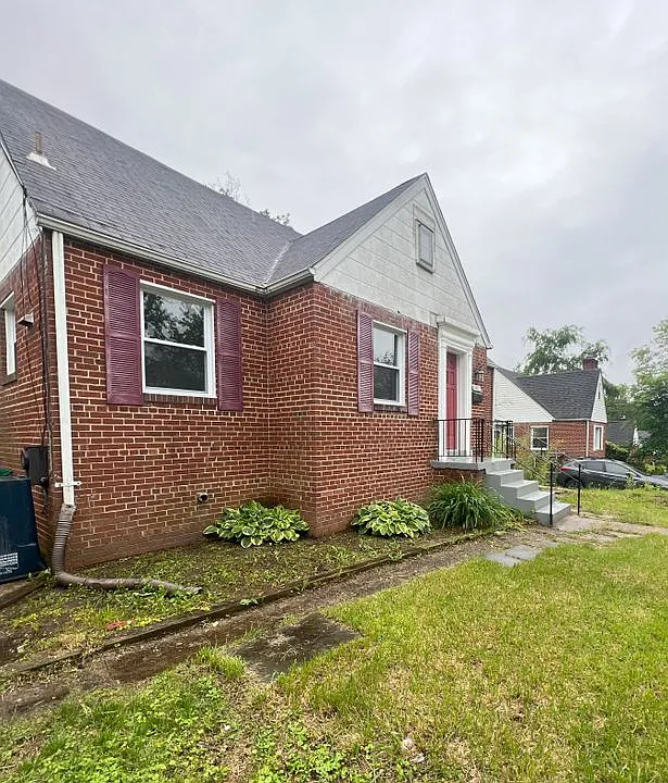 3411 Purdue St