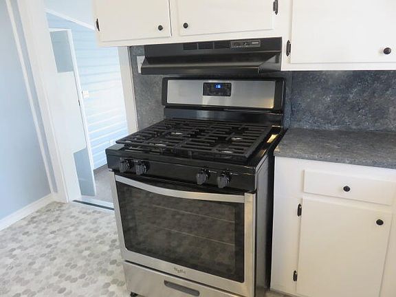 5th image of 309 N Detroit Ave