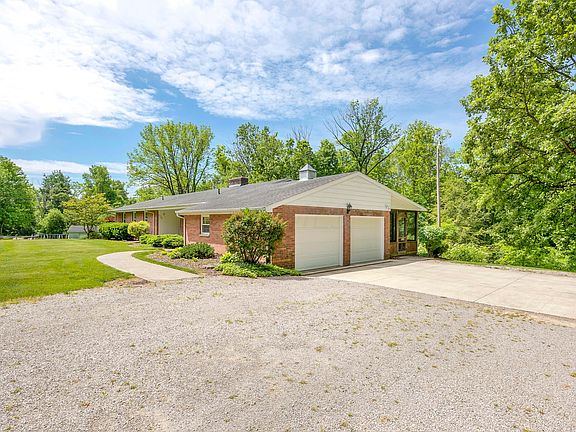 2nd image of 139 Anita Dr