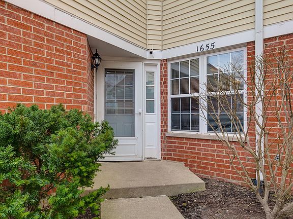 2nd image of 1655 Thornfield Ct #1655