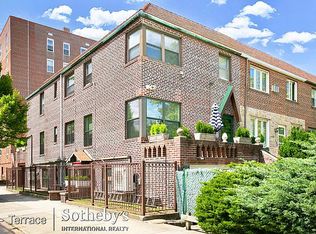72-44 Yellowstone Blvd #1, Forest Hills, NY 11375