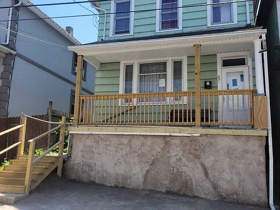 2nd image of 27 McCarragher St