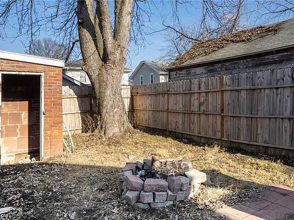 4th image of 469 Cole Ave