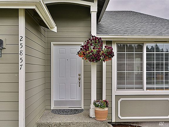 2nd image of 25857 201st Ave SE