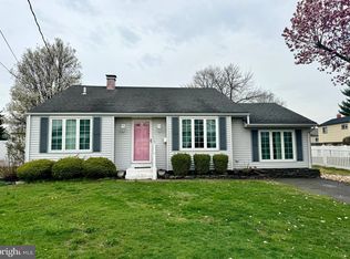 3 Falmouth Rd, Hamilton, NJ 08620