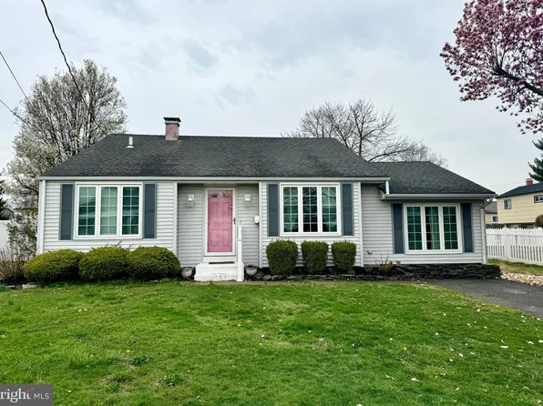 3 Falmouth Rd, Hamilton, NJ 08620