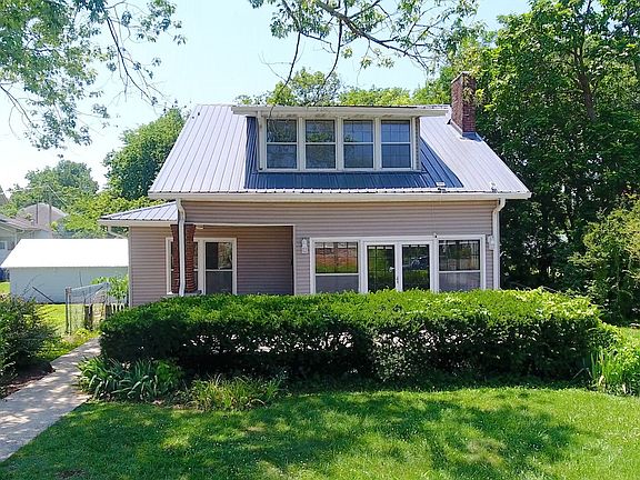 2nd image of 506 Park Pl