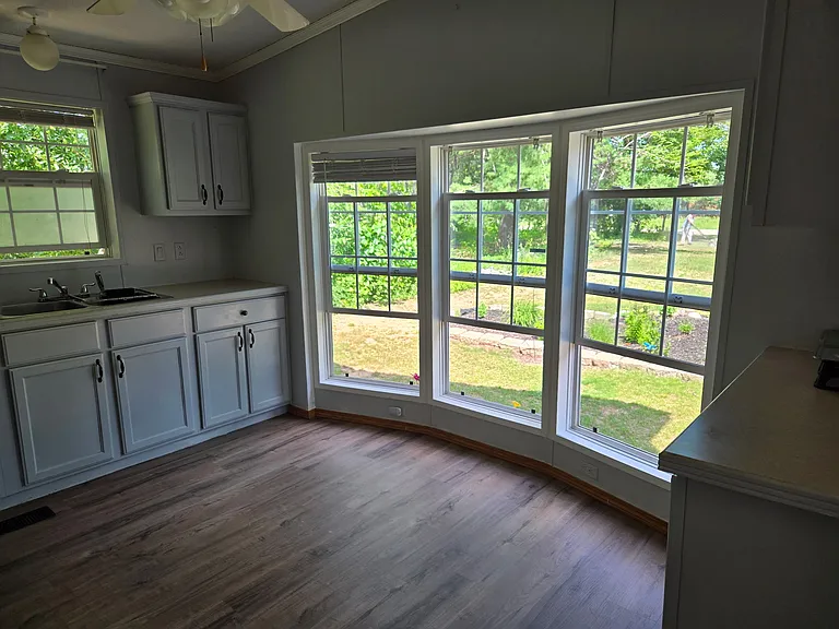 3688 Chester Rd — Photo 3