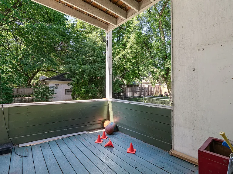 309 Chicago Ave #1 — Photo 22
