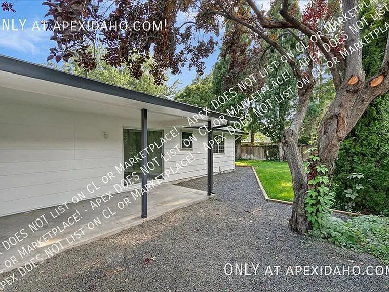 249 S Harlan Pl — Photo 27