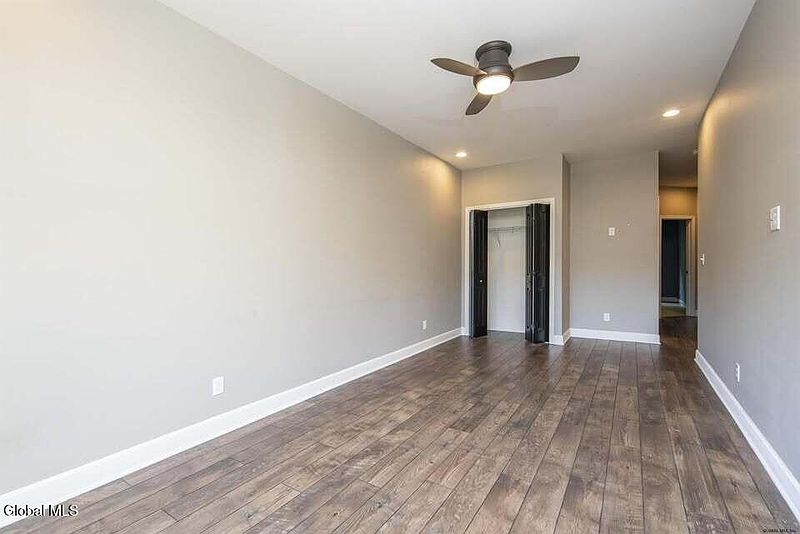5th image of 16 Lancaster Place