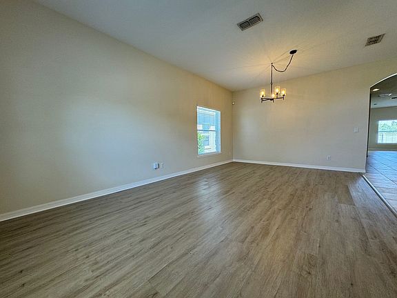 5th image of 2269 Victoria Falls Dr