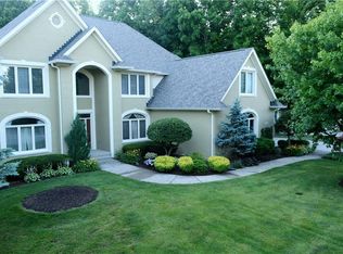 4276 Riverbirch Run, Zionsville, IN 46077