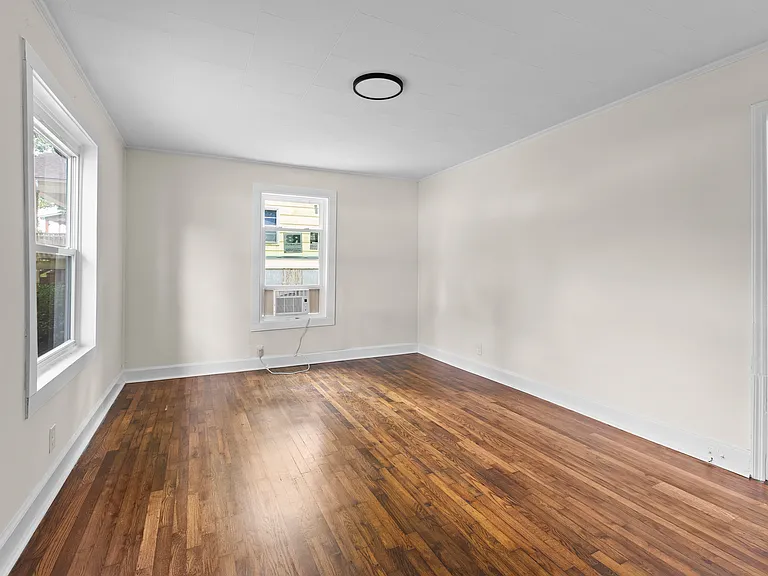 3858 Leo St — Photo 11