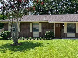 83 Mooring Ln, Shalimar, FL 32579