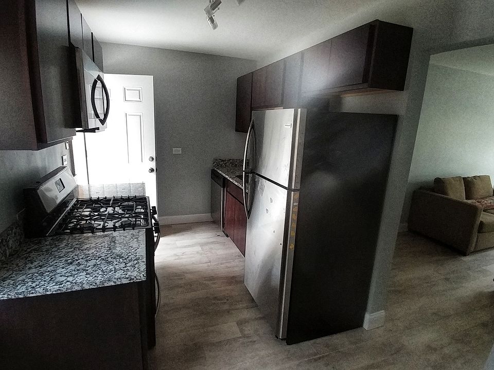 1st image of 7421 N Wolcott Ave APT 1E