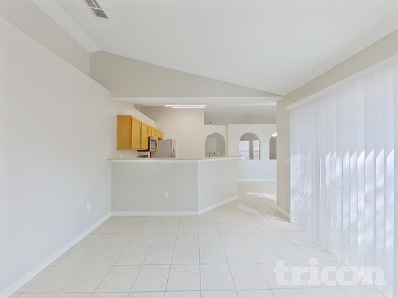 3rd image of 810 Ognon Ct