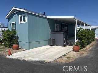 2nd image of 9023 Rose St Space C12