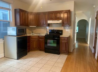 5038 W Gunnison St #1, Chicago, IL 60630