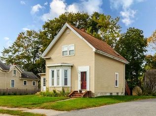 8 Myrtle St, Middleboro, MA 02346