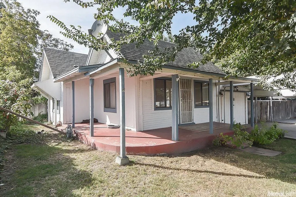 15201 7th St photo 1